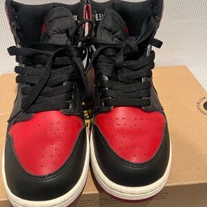 Nike Jordan Bred Sneakers